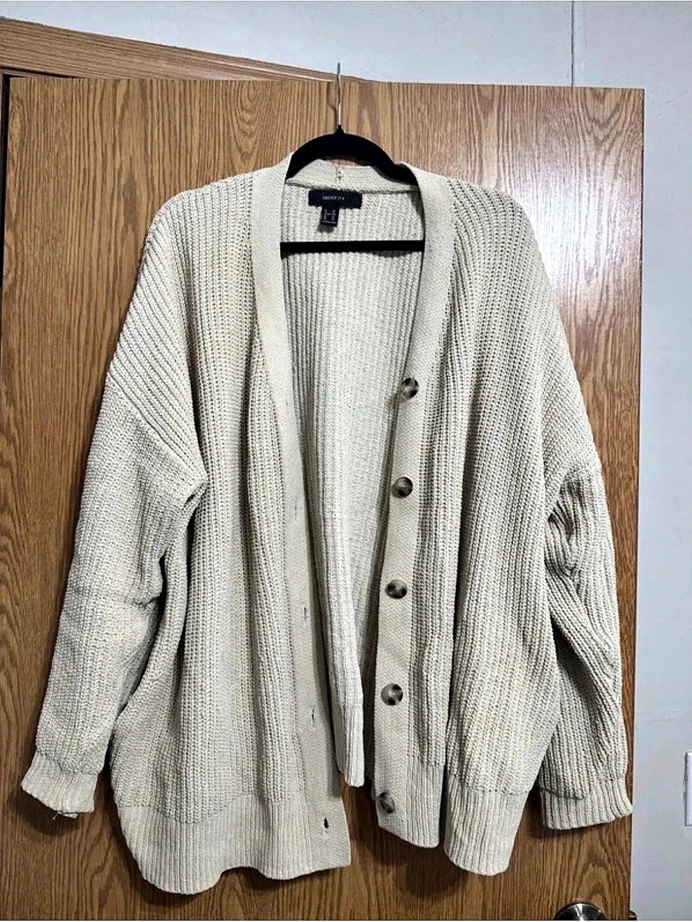 Forever 21 Women's Knit Cardigan Size Medium